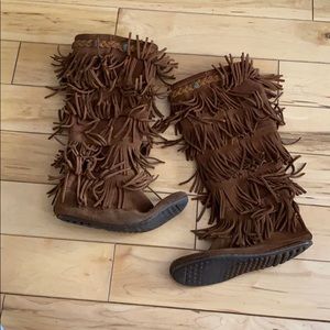 Minnetonka Fringe Boots
